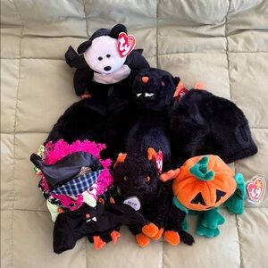 Vintage Halloween Ty Buddy and Beanie Babies lot